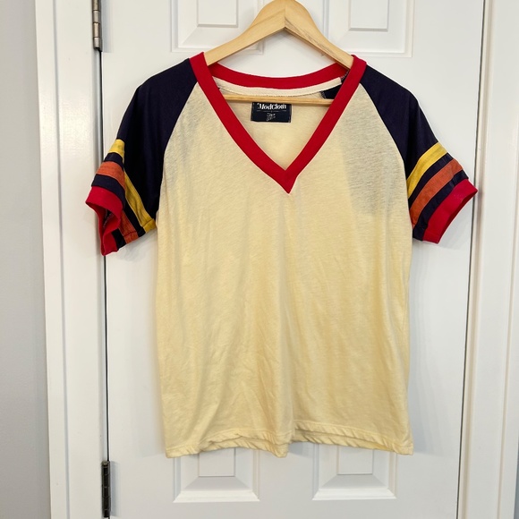 Modcloth Camp Collection V-neck ringer Tee, retro, size large - Picture 3 of 5